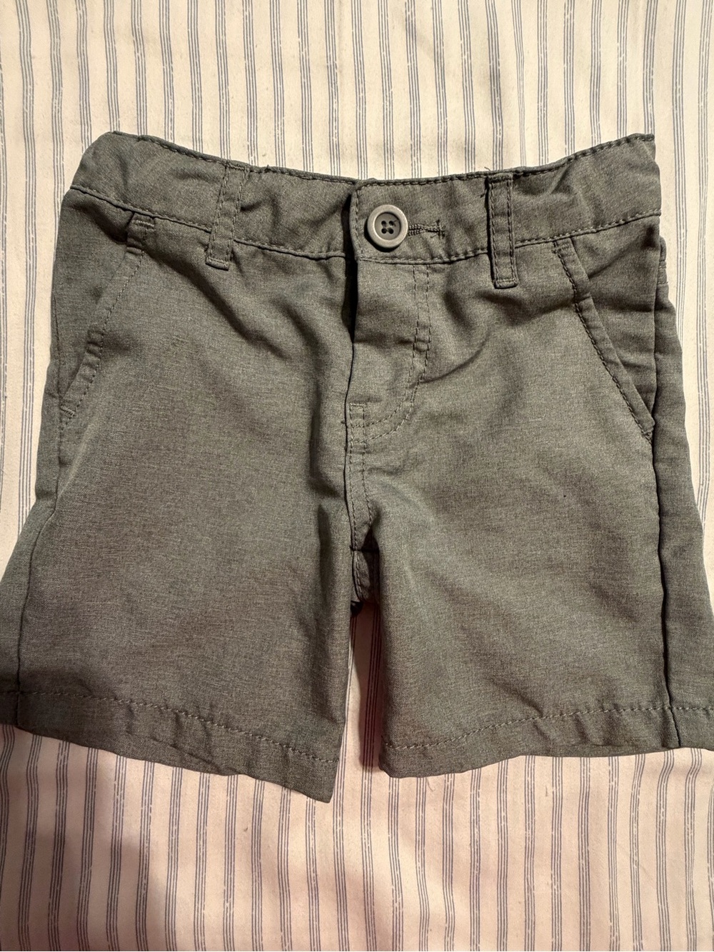 2 for$6✨Cat & Jack Quick Dry Chino Shorts, Size 4T